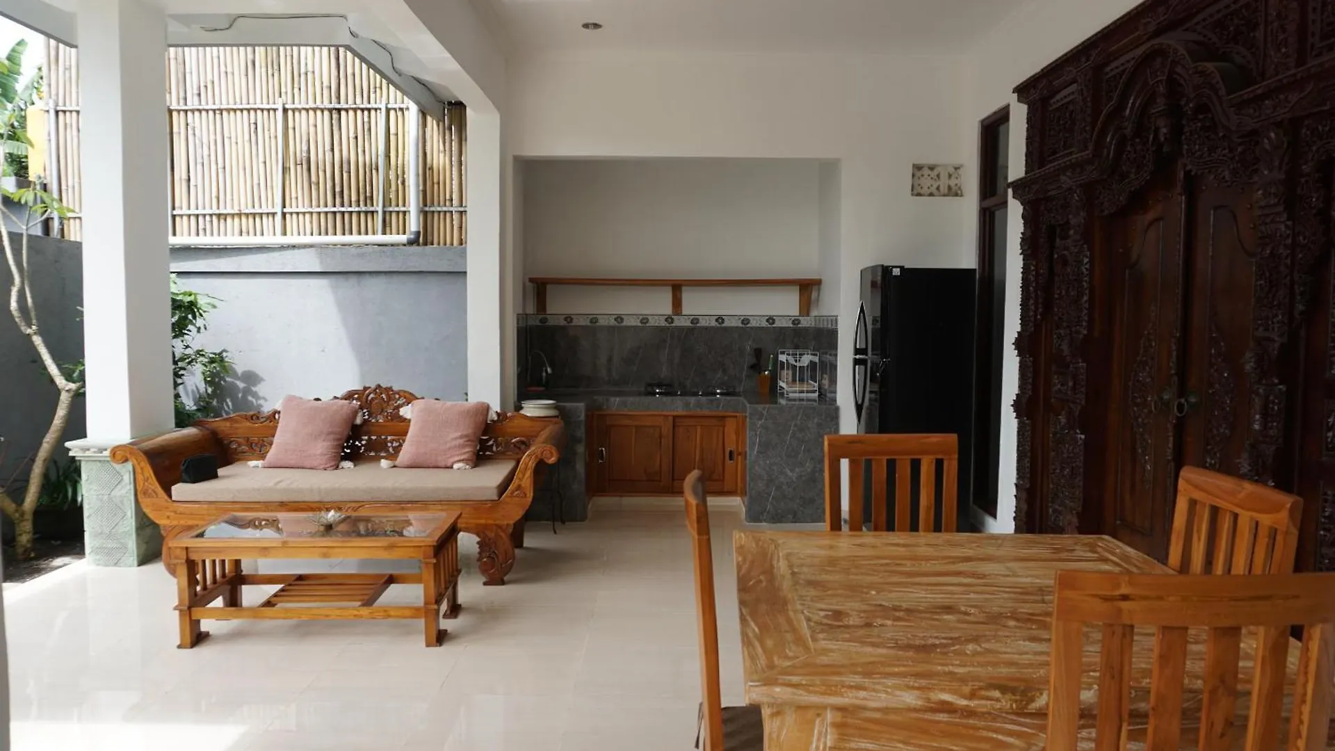 Villa Adi Ubud  0*, Ubud (Bali)
